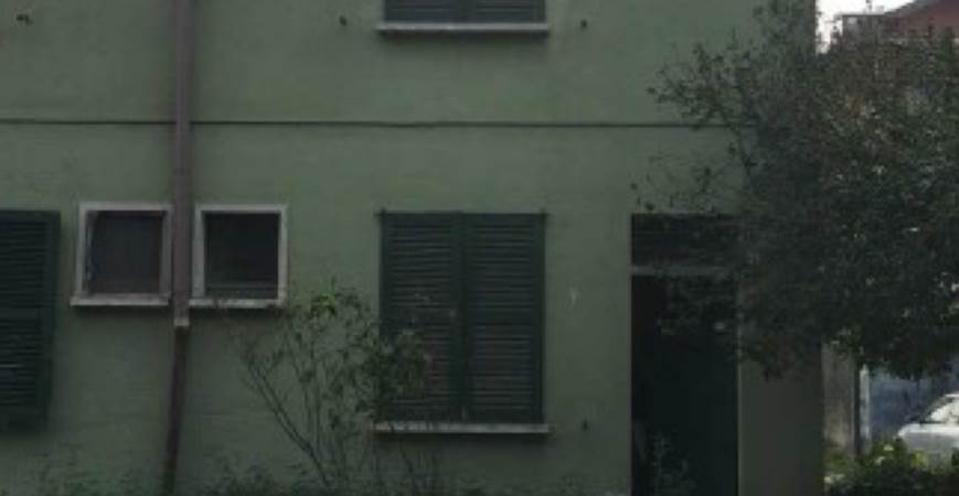 1 / 8