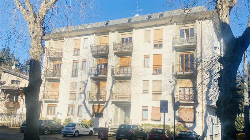 GRAZIOSO TRILOCALE AD OLGIATE COMASCO